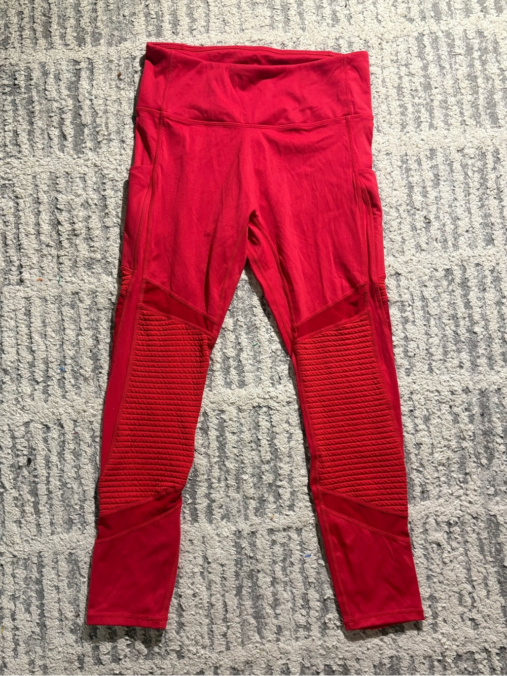 Fabletics motion 365 bright red ribbed athletic leggings pants size L
